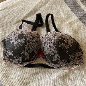 Victoria’s Secret dream angels lightly lined 32DD